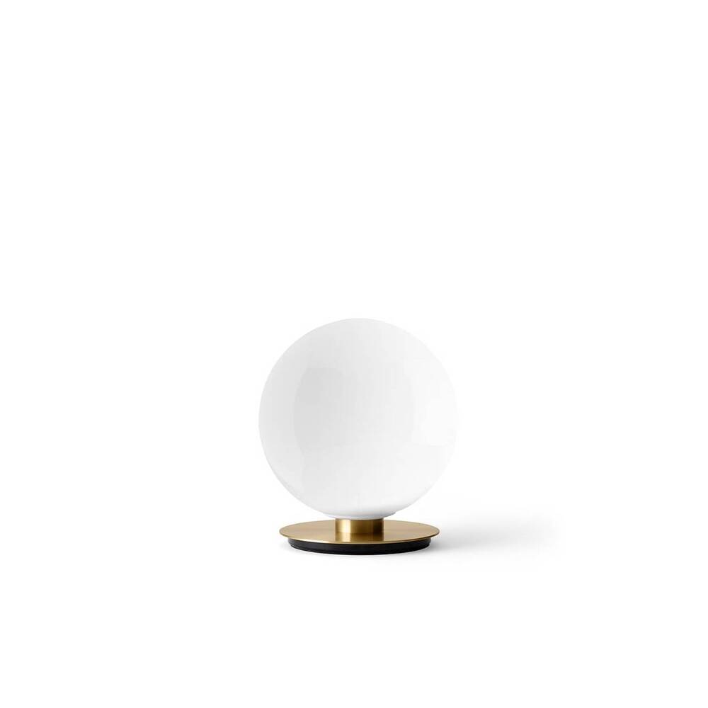 Настінний світильник Audo Copenhagen TR Bulb, Ceiling/Wall, Brushed Brass, Shiny Opal Bulb, 1464629. Изображение 1