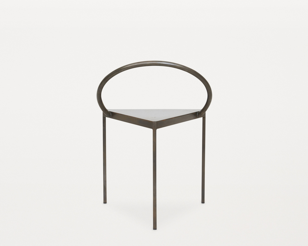 Стілець Frama Triangolo Chair Black. Изображение 1