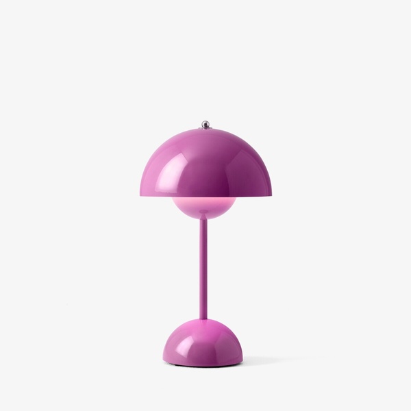 Настільний світильник Flowerpot VP9 Verner Panton 1968  в кольорі Tangi pink від &Tradition