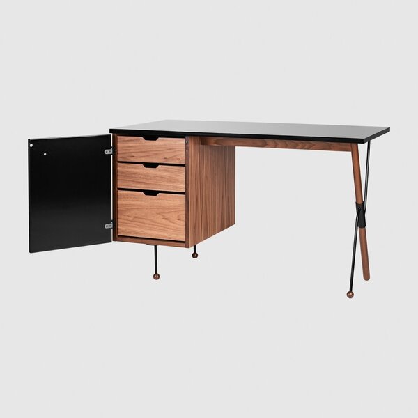 GUBI 62 Desk