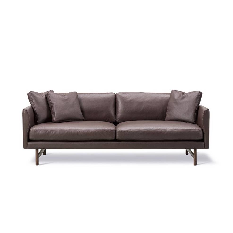 Диван Fredericia Calmo 2 Seater 95 Wood Base - Model 5552. Изображение 1