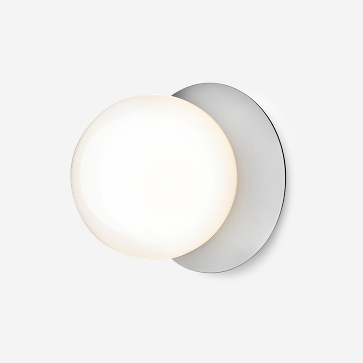 Настінний світильник NUURA LIILA 1 MEDIUM OPAL - WALL/CEILING Light Silver. Изображение 1