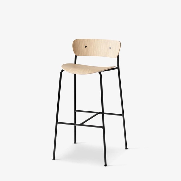 Стілець &tradition Pavillion AV9 - lacquered oak