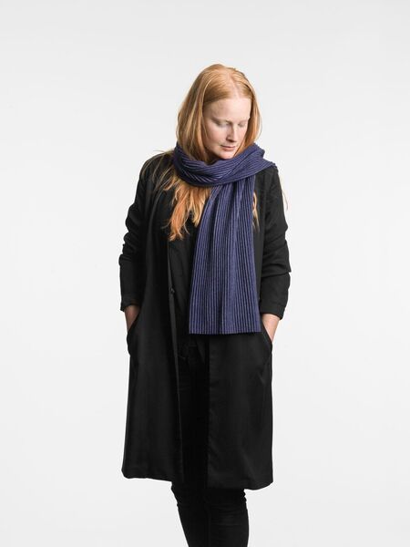 Шарф Design House Stockholm Pleece  Short Scarf midnight blue