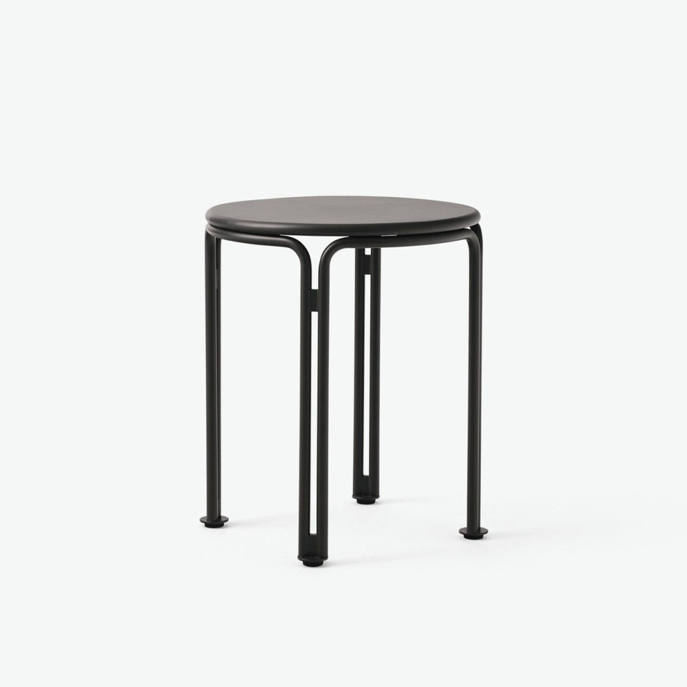 Стілець &Tradition Thorvald SC102 Warm black. Изображение 1