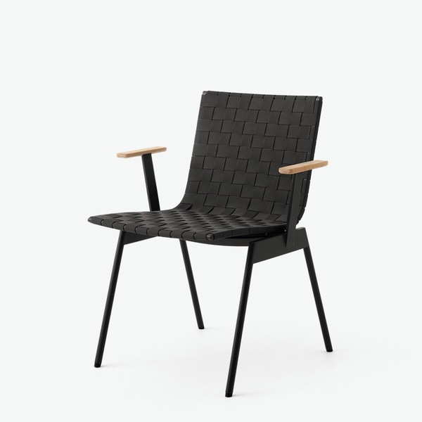 Крісло &Tradition Ville AV34 Warm black